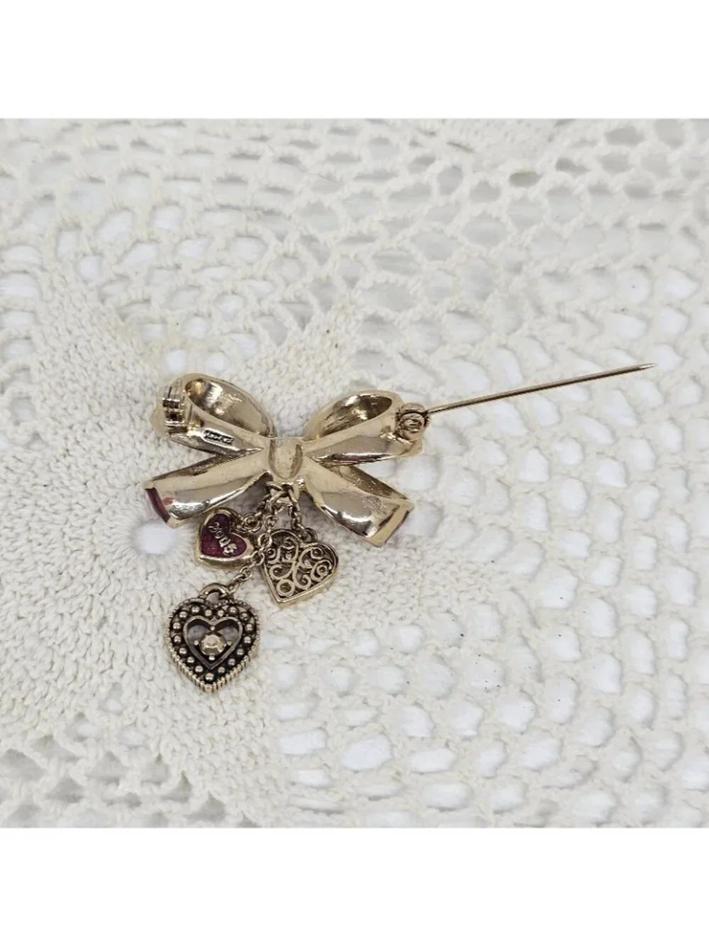 Monet 2005 Red Enamel Bow Brooch Pin Crystal Heart Dangle Charms Vintage Jewelry
